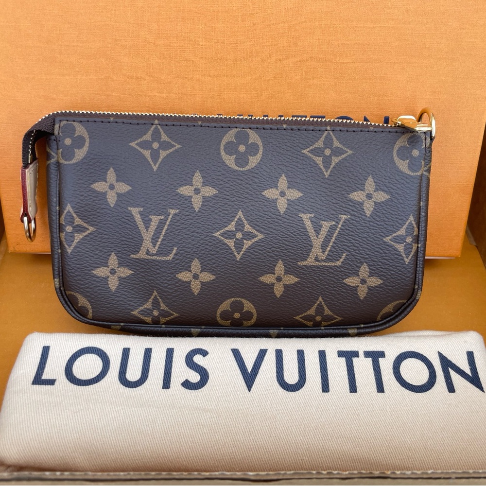 Authentic Louis Vuitton bucket pouch